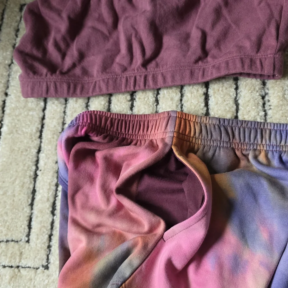 Fun Sweat Set - Picture 3 of 9